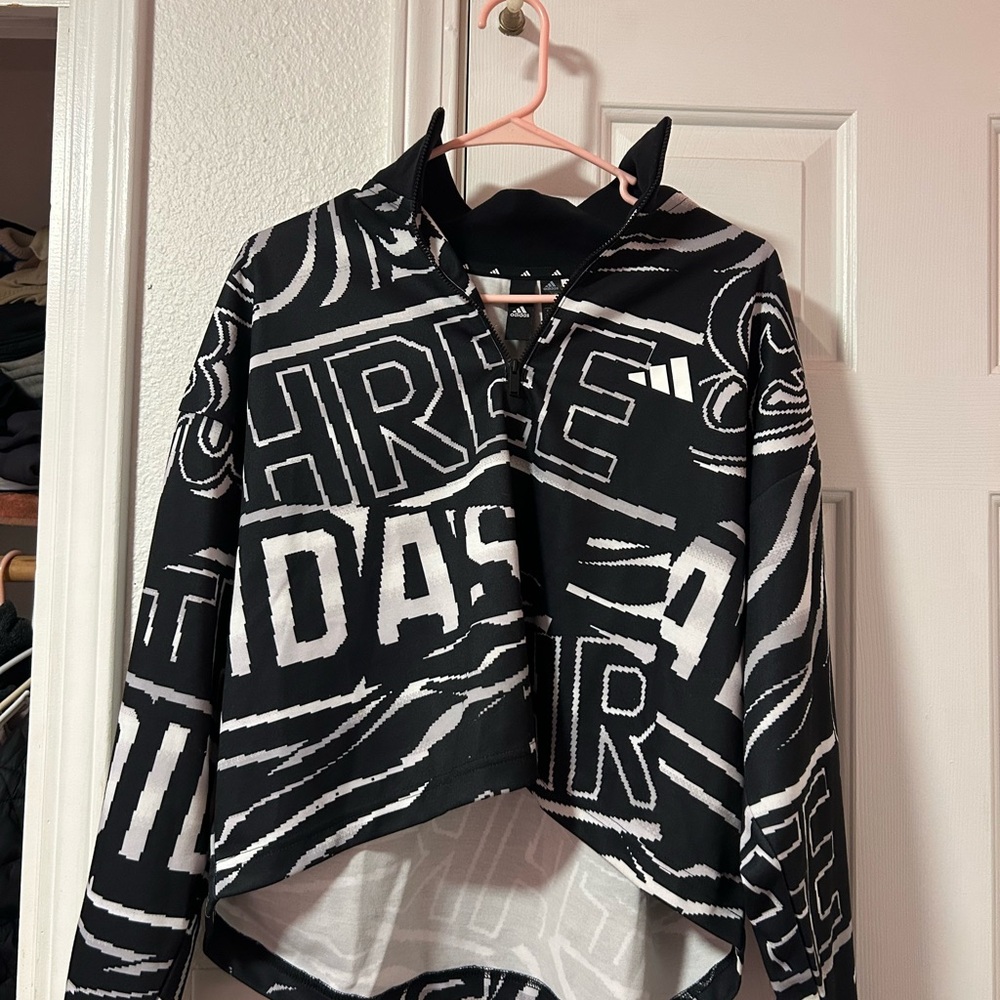 🚫SOLD🚫 Adidas cropped black and white hoodie